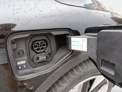 Photo 9 Renault Megane  E-Tech Electric EV60 130ch Evolution ER super charge -B