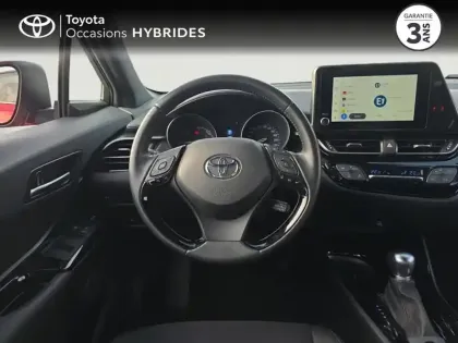 Photo 8 Toyota C-HR  1.8 Hybride 122ch Design Ultimate E-CVT