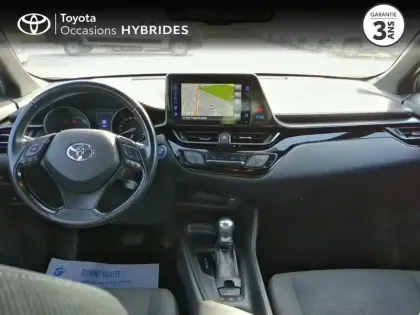Photo 7 Toyota C-HR  122h Dynamic 2WD E-CVT RC18