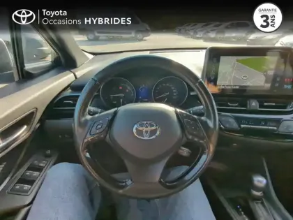 Photo 8 Toyota C-HR  122h Dynamic 2WD E-CVT RC18