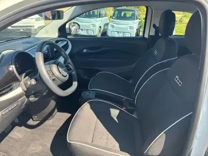 Photo 11 Fiat 500  e 95ch Action Berline MY22 23.8 kWh