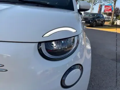 Photo 12 Fiat 500  e 95ch Action