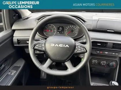 Photo 11 Dacia Jogger  1.0 ECO-G 100ch Essential 7 places -24