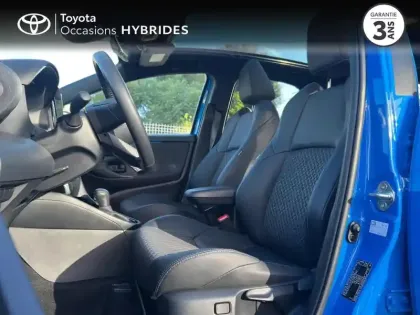Photo 10 Toyota Yaris  130h Première 5p MC24