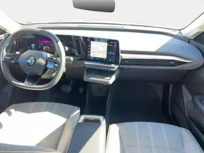 Photo 12 Renault Megane  E-Tech Electric 130ch Evolution ER autonomie confort AC22