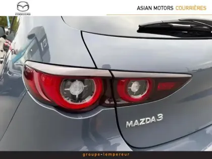 Photo 6 Mazda Mazda3 Mazda 3 2.0 e-SKYACTIV-X M-Hybrid 186ch Exclusive BVA 2022