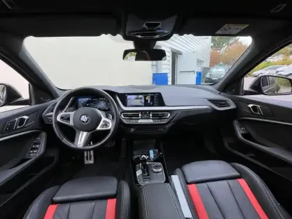 Photo 7 BMW Serie 1 Série 1 M135iA xDrive 306ch Edition M Sport Pro