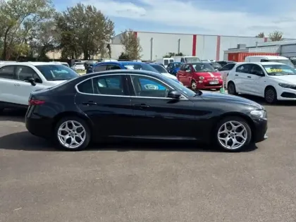 Photo 7 Alfa Romeo Giulia  2.2 JTD 160ch Super AT8 MY19
