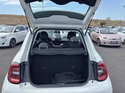 Photo 8 Fiat 500  e 95ch Action Berline MY22 23.8 kWh