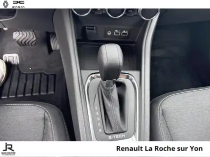Photo 5 Renault Captur  1.6 E-Tech hybride 145ch Evolution