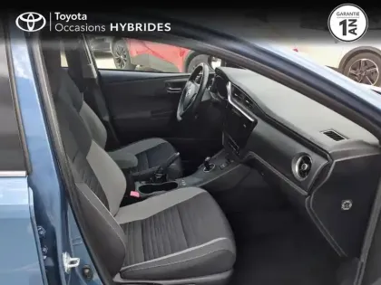 Photo 5 Toyota Auris  HSD 136h Design