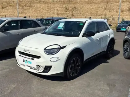 Photo 13 Fiat 600  1.2 Hybrid Turbo 110ch La Prima eDCT6