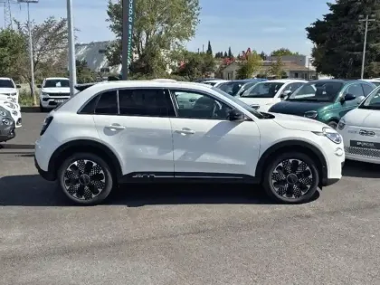 Photo 7 Fiat 600  1.2 Hybrid Turbo 110ch La Prima eDCT6