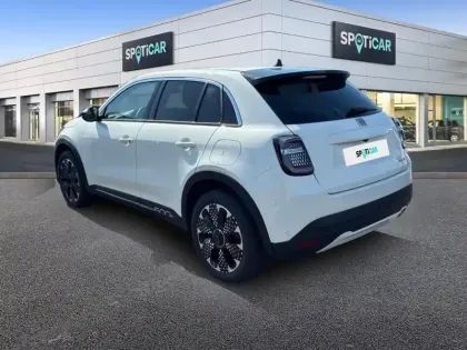 Photo 5 Fiat 600  1.2 Hybrid Turbo 110ch La Prima eDCT6
