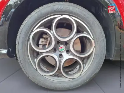 Photo 9 Alfa Romeo Tonale  1.5 Hybrid 160ch Ti TCT