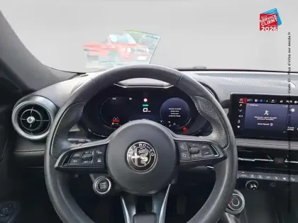 Photo 11 Alfa Romeo Tonale  1.5 Hybrid 160ch Ti TCT