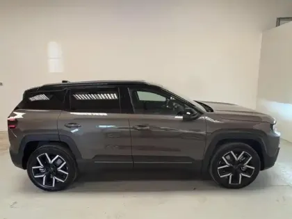 Photo 12 Jeep Compass  Electrique 213ch 74kWh First Edition