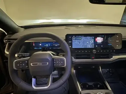Photo 13 Jeep Compass  Electrique 213ch 74kWh First Edition