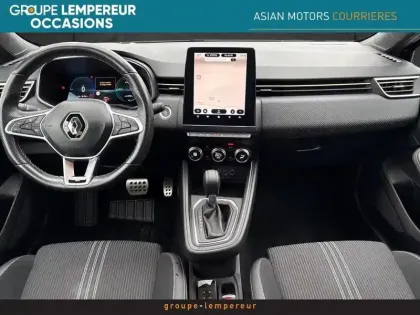 Photo 10 Renault Clio  1.6 E-Tech hybride 145ch Engineered