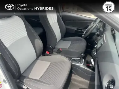 Photo 5 Toyota Yaris  100h Dynamic 5p MY19