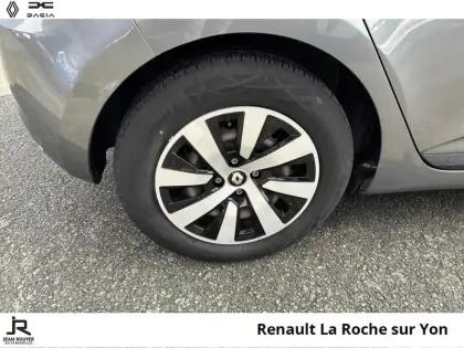 Photo 7 Renault Clio  1.6 E-Tech hybride 145ch Equilibre