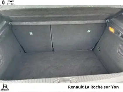Photo 6 Renault Clio  1.6 E-Tech hybride 145ch Equilibre