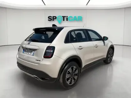 Photo 5 Fiat 600  1.2 Hybrid Turbo 110ch La Prima eDCT6