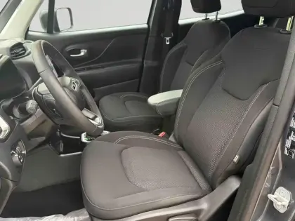 Photo 10 Jeep Renegade  1.5 Turbo T4 130ch MHEV Altitude BVR7