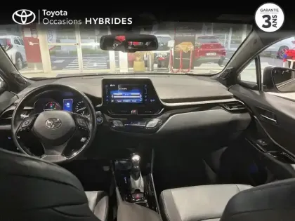 Photo 7 Toyota C-HR  122h Distinctive 2WD E-CVT