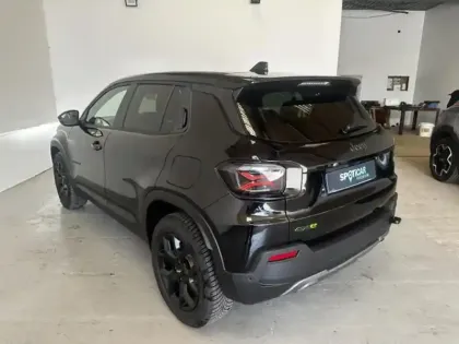 Photo 7 Jeep Avenger  1.2 Turbo T3 145ch MHEV Overland BVR6 4xe