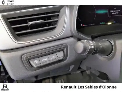 Photo 13 Renault Captur  1.6 E-Tech full hybrid 145ch Techno