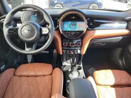 Photo 8 Mini Mini Cabrio Cooper S 178ch John Cooper Works BVA7