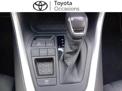 Photo 12 Toyota Rav4  2.5 Hybride 218ch Dynamic Business 2WD + Programme Beyond Zero Academy MY23