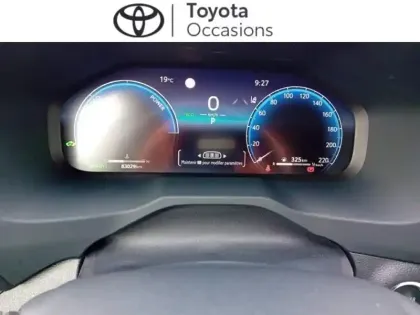 Photo 6 Toyota Rav4  2.5 Hybride 218ch Dynamic Business 2WD + Programme Beyond Zero Academy MY23