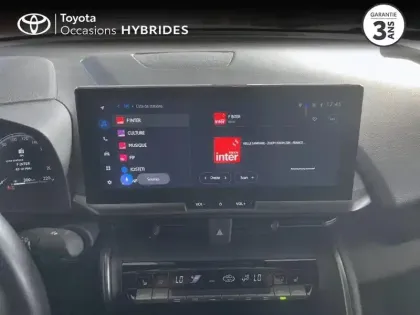 Photo 14 Toyota C-HR  1.8 Hybride 140ch Design Pack Confort