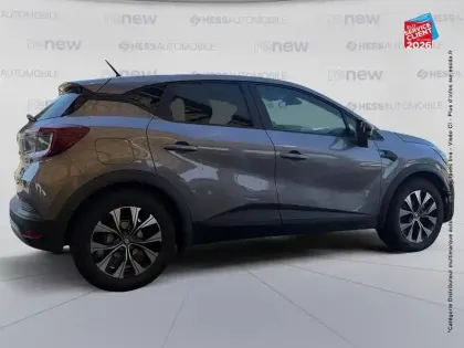 Photo 18 Renault Captur  1.6 E-Tech hybride 145ch Evolution