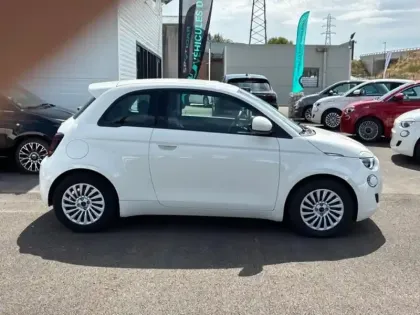 Photo 7 Fiat 500  e 95ch Action