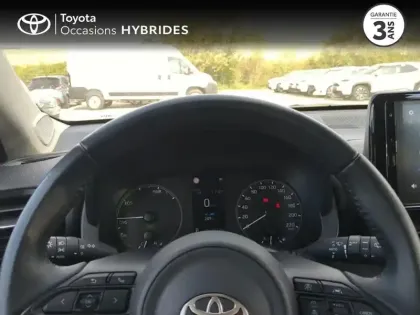 Photo 12 Toyota Yaris  116h Dynamic 5p MC24