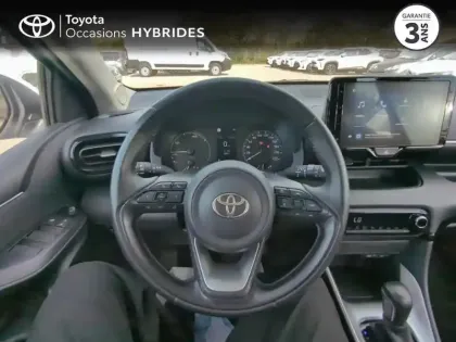 Photo 8 Toyota Yaris  116h Dynamic 5p MC24