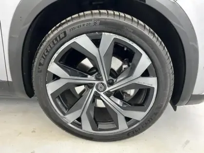 Photo 20 Renault Austral E-Tech hybrid 200 Techno esprit Alpine 5p