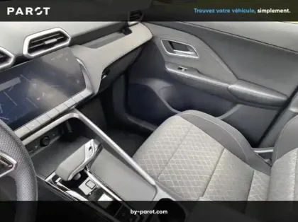 Photo 14 Mg ZS 1.5 Hybrid+ 197ch Comfort