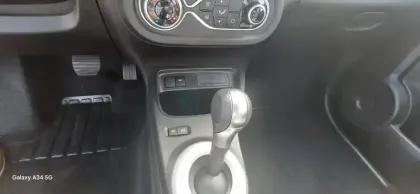 Photo 12 Renault Twingo  III E-Tech