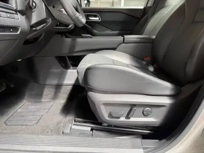 Photo 15 Nissan X-trail  e-POWER 204 ch