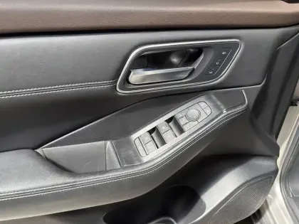 Photo 14 Nissan X-trail  e-POWER 204 ch
