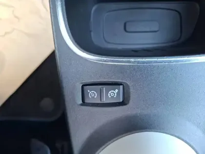 Photo 31 Renault Twingo  III E-Tech