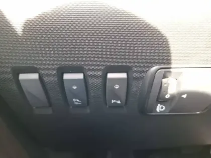 Photo 39 Renault Twingo  III E-Tech