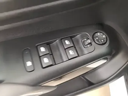 Photo 53 Citroën C5 aircross  Hybride Rechargeable 225 e-EAT8