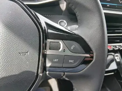 Photo 20 Peugeot 2008  Electrique 136 ch