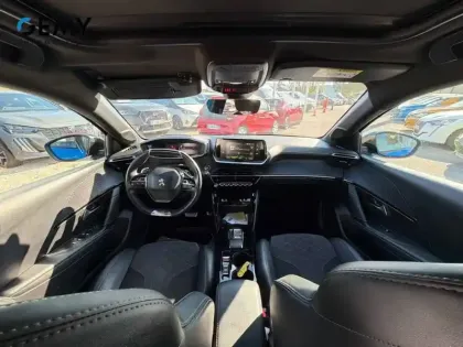 Photo 7 Peugeot 208  PureTech 130 S&S EAT8