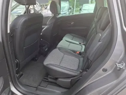 Photo 16 Renault Scenic Grand  TCe 140